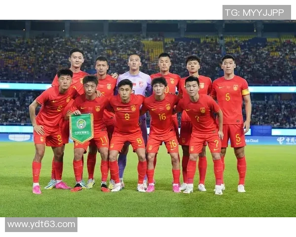 重庆足球队的崛起与挑战聚焦中国足球的未来发展与力量展现